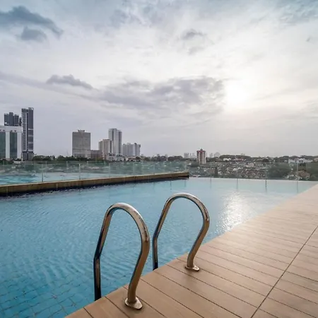 Signature Private Pool 16Pax Ksl Midvalley Johor Bahru Exterior photo
