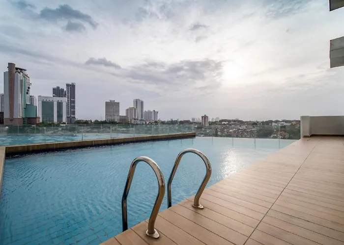 Signature Private Pool 16Pax Ksl Midvalley