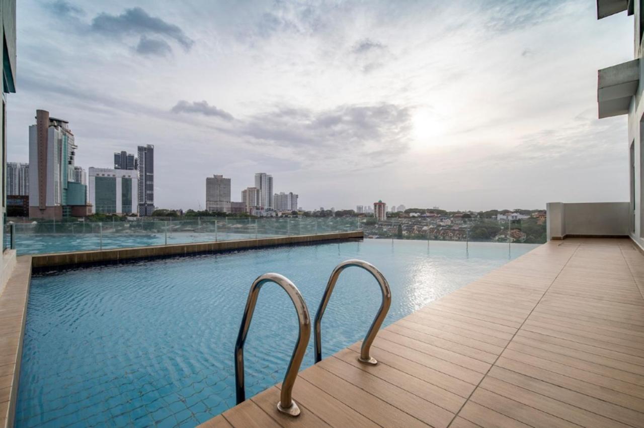 Signature Private Pool 16pax Ksl Midvalley Apartment Johor Bahru